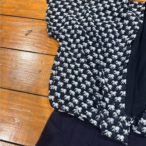 (1006) CABI BLOUSE NAVY - Picture 6 of 6